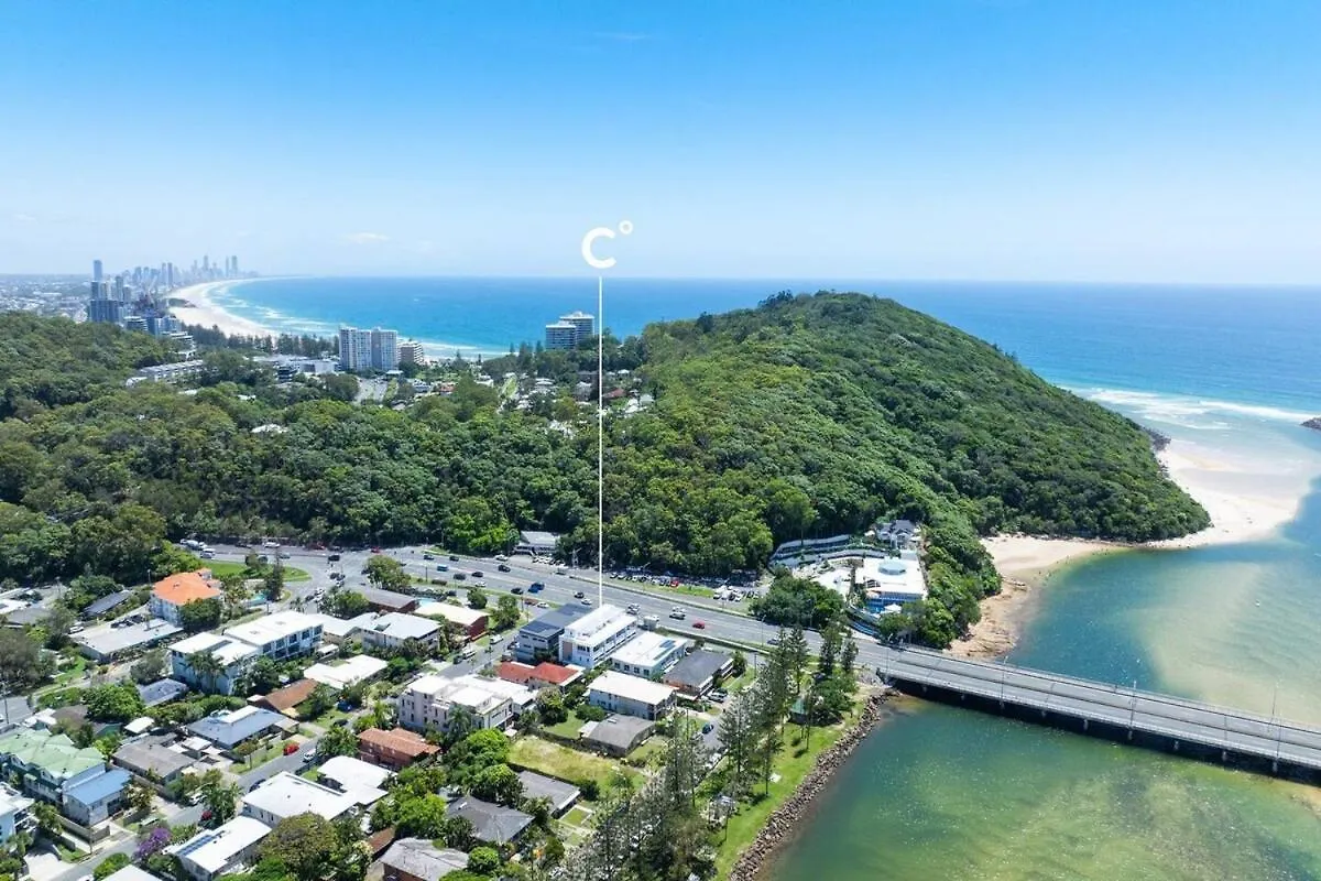 Burleigh Heads Luxury Townhouse Villa Gold Coast